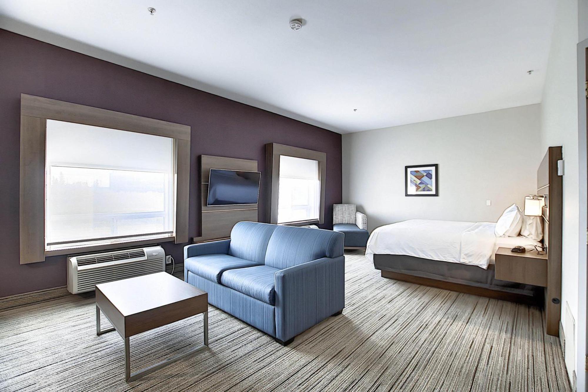 Holiday Inn Express Airport Calgary By Ihg Экстерьер фото